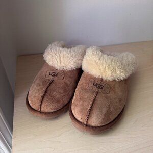 UGG Australia Coquette Slippers Brown Size 8 Women’s – Gently Used